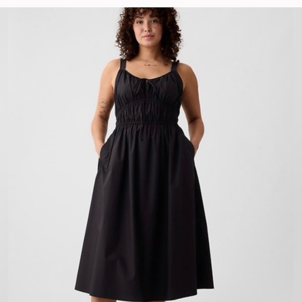 GAP Black Midi Dress